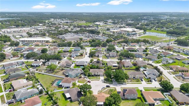 4912 NEWTON COURT, St Cloud, FL 34771
