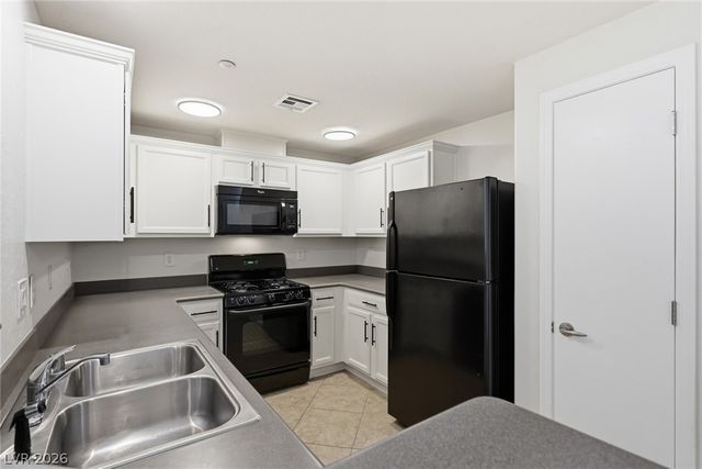 6695 Caporetto Lane 101, North Las Vegas, NV 89084