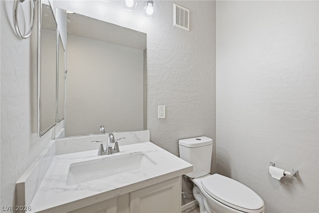 6695 Caporetto Lane 101, North Las Vegas, NV 89084