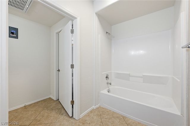 6695 Caporetto Lane 101, North Las Vegas, NV 89084