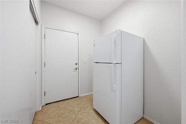 6695 Caporetto Lane 101, North Las Vegas, NV 89084