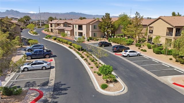6695 Caporetto Lane 101, North Las Vegas, NV 89084