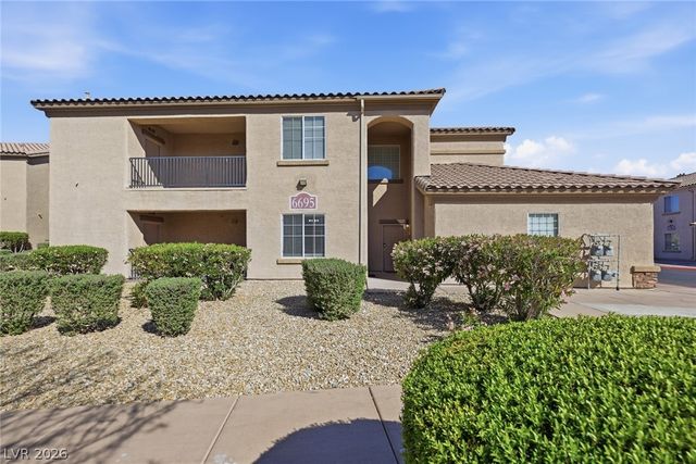 6695 Caporetto Lane 101, North Las Vegas, NV 89084
