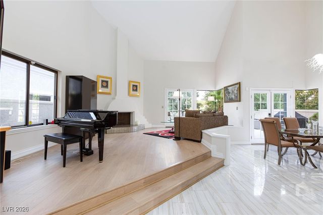 3146 Bel Air Drive, Las Vegas, NV 89109