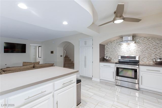 3146 Bel Air Drive, Las Vegas, NV 89109