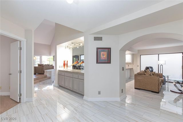 3146 Bel Air Drive, Las Vegas, NV 89109