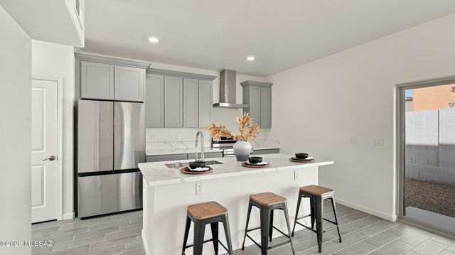 120 E Yavapai Road, Tucson, AZ 85705