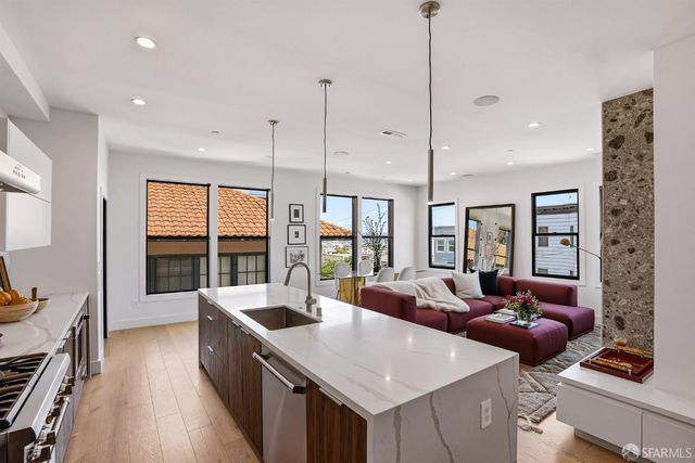 902 Filbert Street, San Francisco, CA 94133