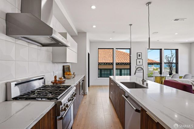 902 Filbert Street, San Francisco, CA 94133