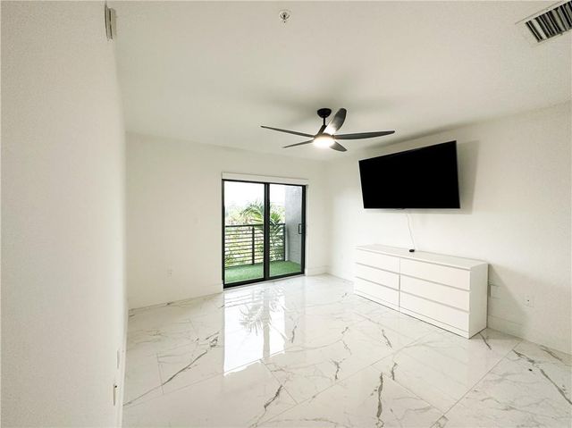 113 SE 1st Circle, Pompano Beach, FL 33060