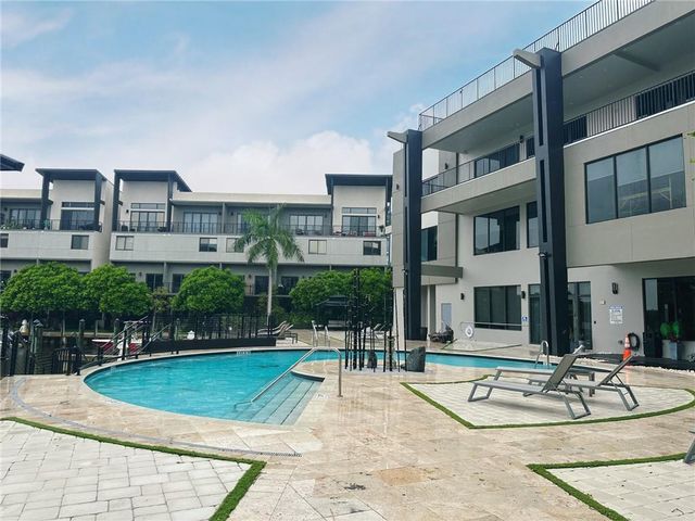113 SE 1st Circle, Pompano Beach, FL 33060