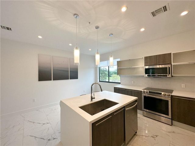 113 SE 1st Circle, Pompano Beach, FL 33060