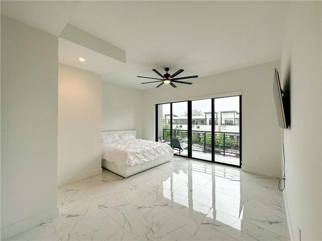 113 SE 1st Circle, Pompano Beach, FL 33060