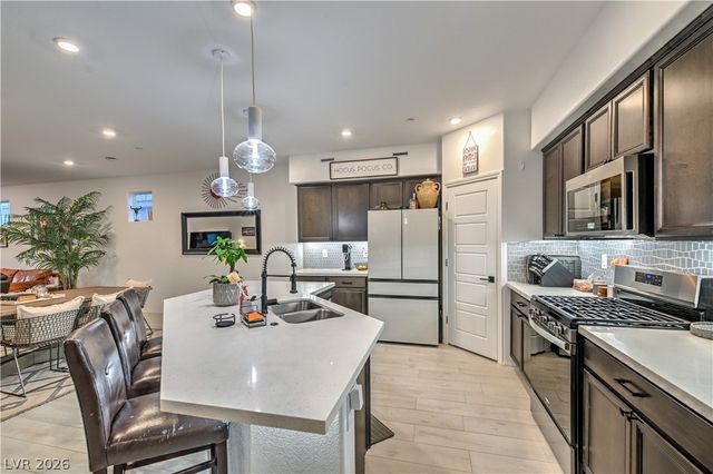 607 Sylvan Street, Henderson, NV 89002