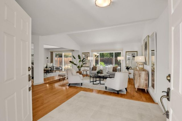 1124 Elmsford Drive, Cupertino, CA 95014