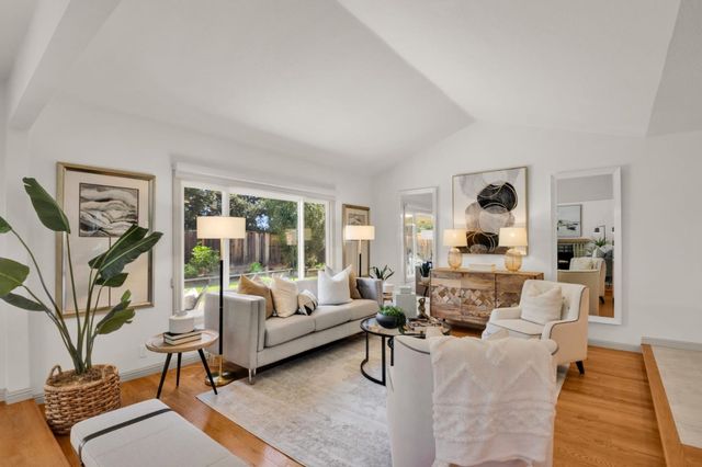 1124 Elmsford Drive, Cupertino, CA 95014