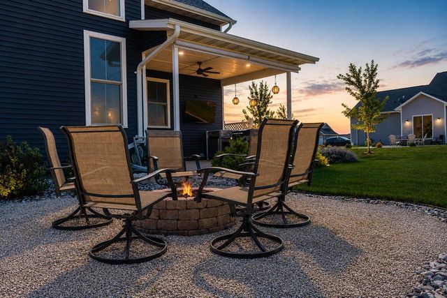 N9335 VARSITY LANE, Appleton, WI 54915