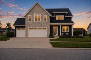N9335 VARSITY LANE, Appleton, WI 54915