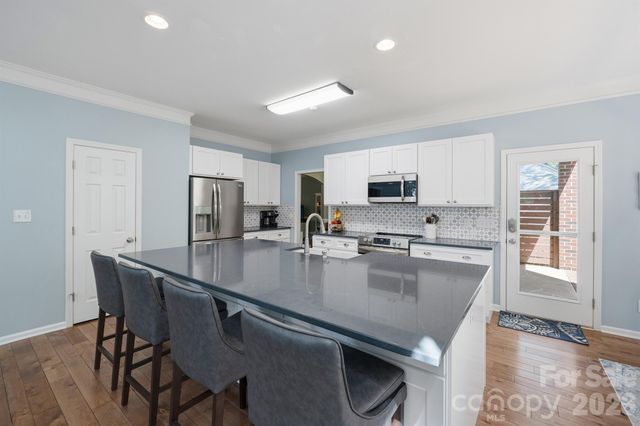 152 Fernbrook Drive, Mooresville, NC 28117