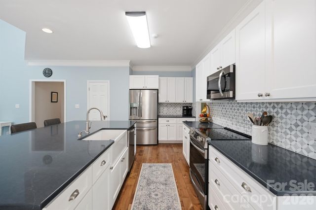 152 Fernbrook Drive, Mooresville, NC 28117