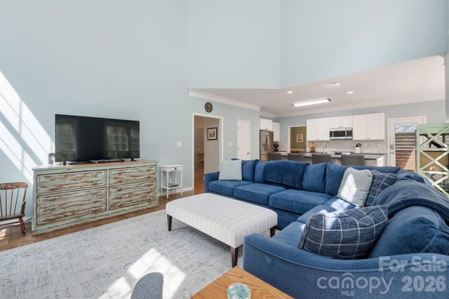 152 Fernbrook Drive, Mooresville, NC 28117