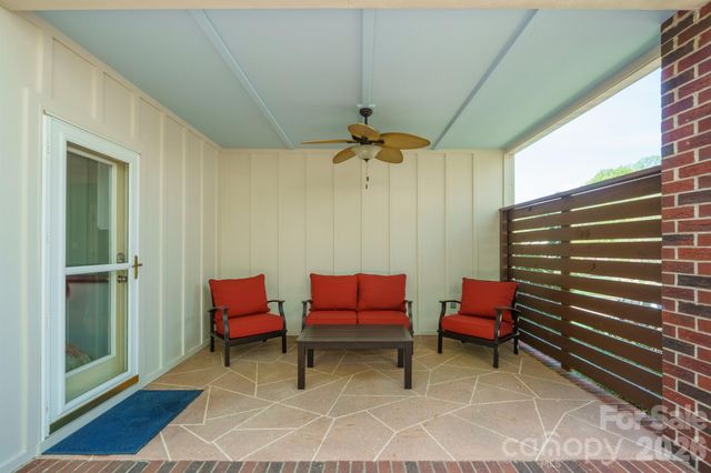 152 Fernbrook Drive, Mooresville, NC 28117