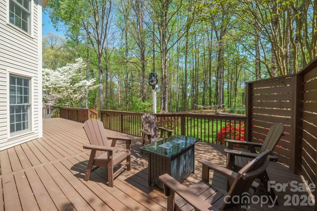 152 Fernbrook Drive, Mooresville, NC 28117