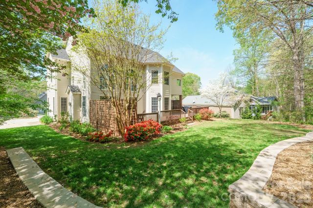 152 Fernbrook Drive, Mooresville, NC 28117