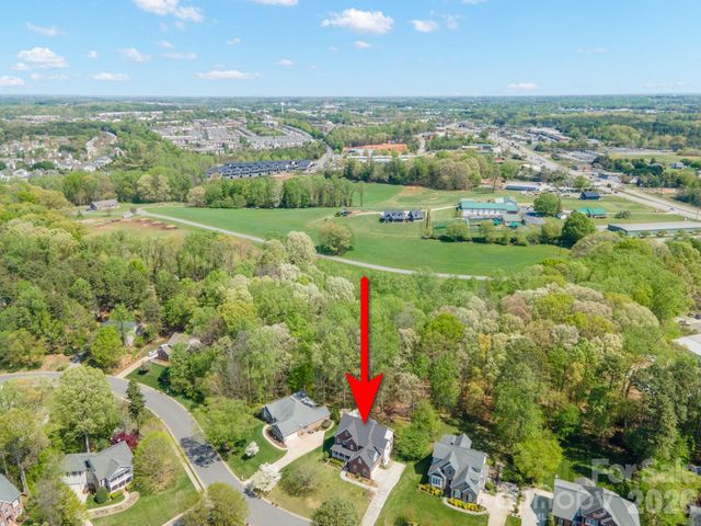 152 Fernbrook Drive, Mooresville, NC 28117