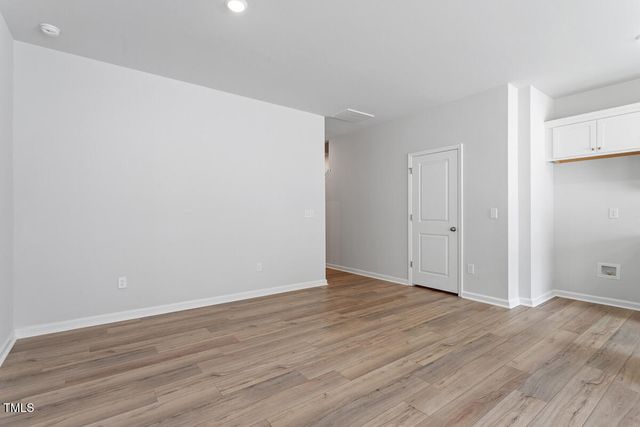 135 Central Townes Way 305, Raleigh, NC 27603