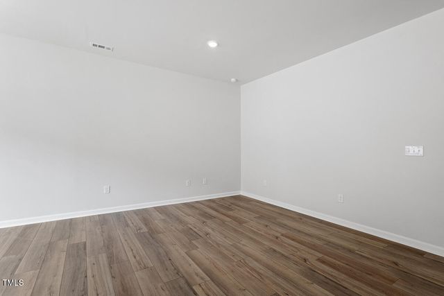 135 Central Townes Way 305, Raleigh, NC 27603