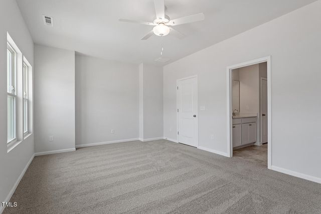 135 Central Townes Way 305, Raleigh, NC 27603