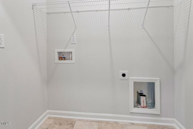 135 Central Townes Way 305, Raleigh, NC 27603