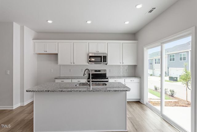 135 Central Townes Way 305, Raleigh, NC 27603