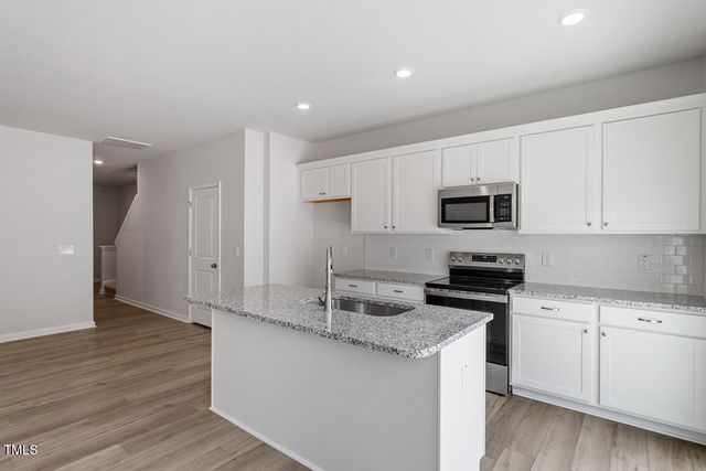 135 Central Townes Way 305, Raleigh, NC 27603