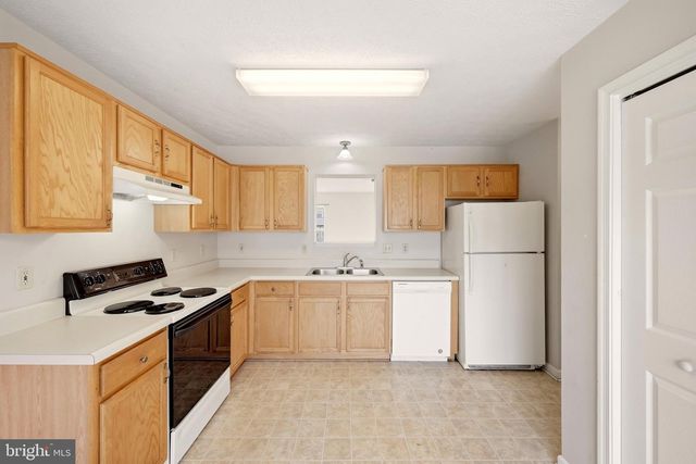 323 COPPERFIELD LN, Winchester, VA 22602