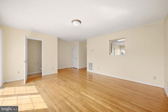323 COPPERFIELD LN, Winchester, VA 22602