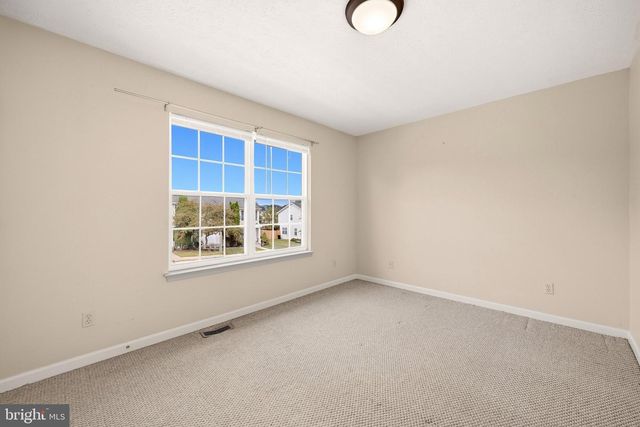 323 COPPERFIELD LN, Winchester, VA 22602