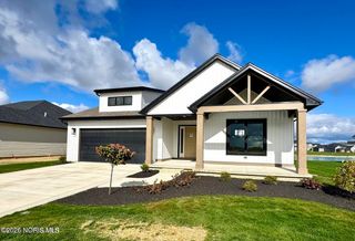 9838 Featherwood Lane, Sylvania, OH 43560