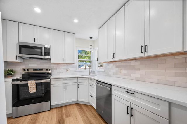 1623 N Hood St, Wichita, KS 67203