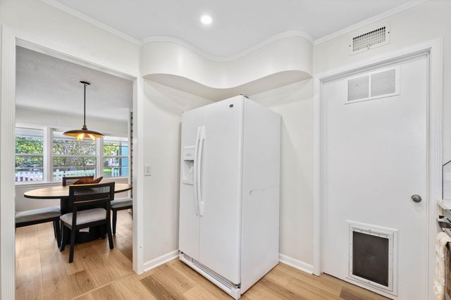 1623 N Hood St, Wichita, KS 67203