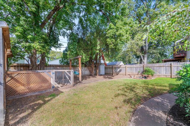 1623 N Hood St, Wichita, KS 67203