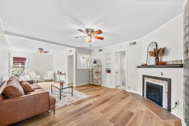 1623 N Hood St, Wichita, KS 67203