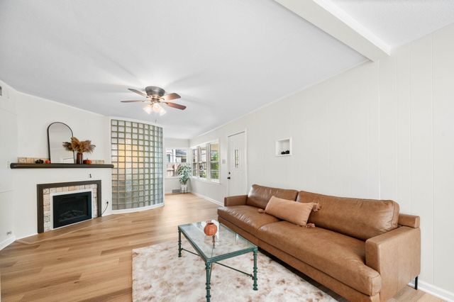 1623 N Hood St, Wichita, KS 67203