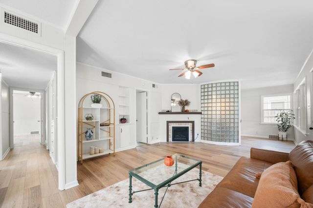 1623 N Hood St, Wichita, KS 67203