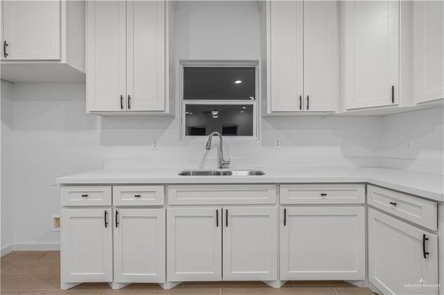 7718 Heisman Lane, Edinburg, TX 78542