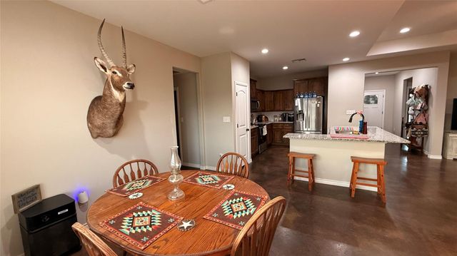 1047 Fieldstone DR, Lampasas, TX 76550