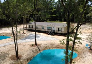 215 Cottonwood Lane, Walterboro, SC 29488