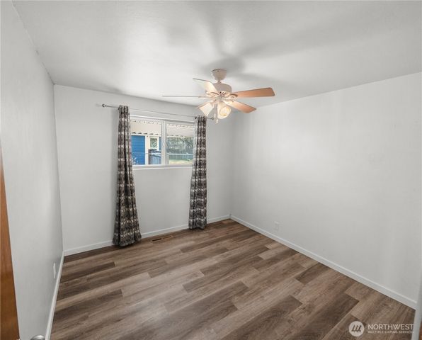 1018 13th Street SW, Puyallup, WA 98371