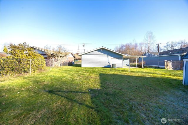 1018 13th Street SW, Puyallup, WA 98371